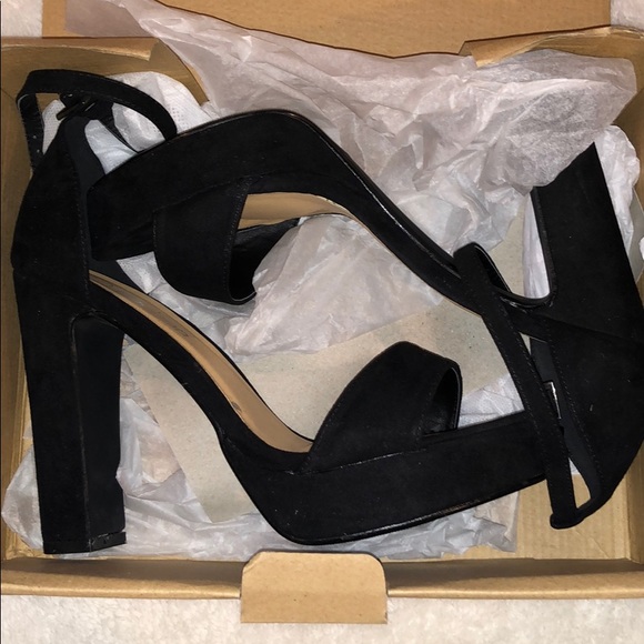Boohoo Shoes - BooHoo platform black platform heel NWT AND BOX